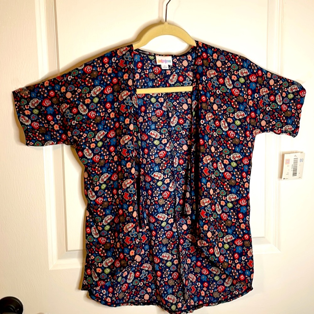 LuLaRoe girls kimono, Bianka NWT. Size 2=girls size 6-10. Sheer. Cute coverup